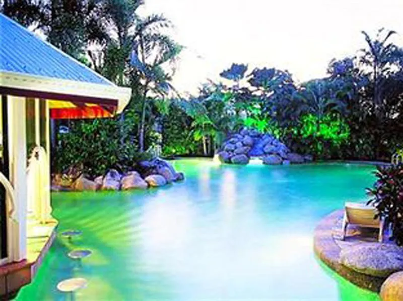 Cairns Colonial Club Resort Hotel